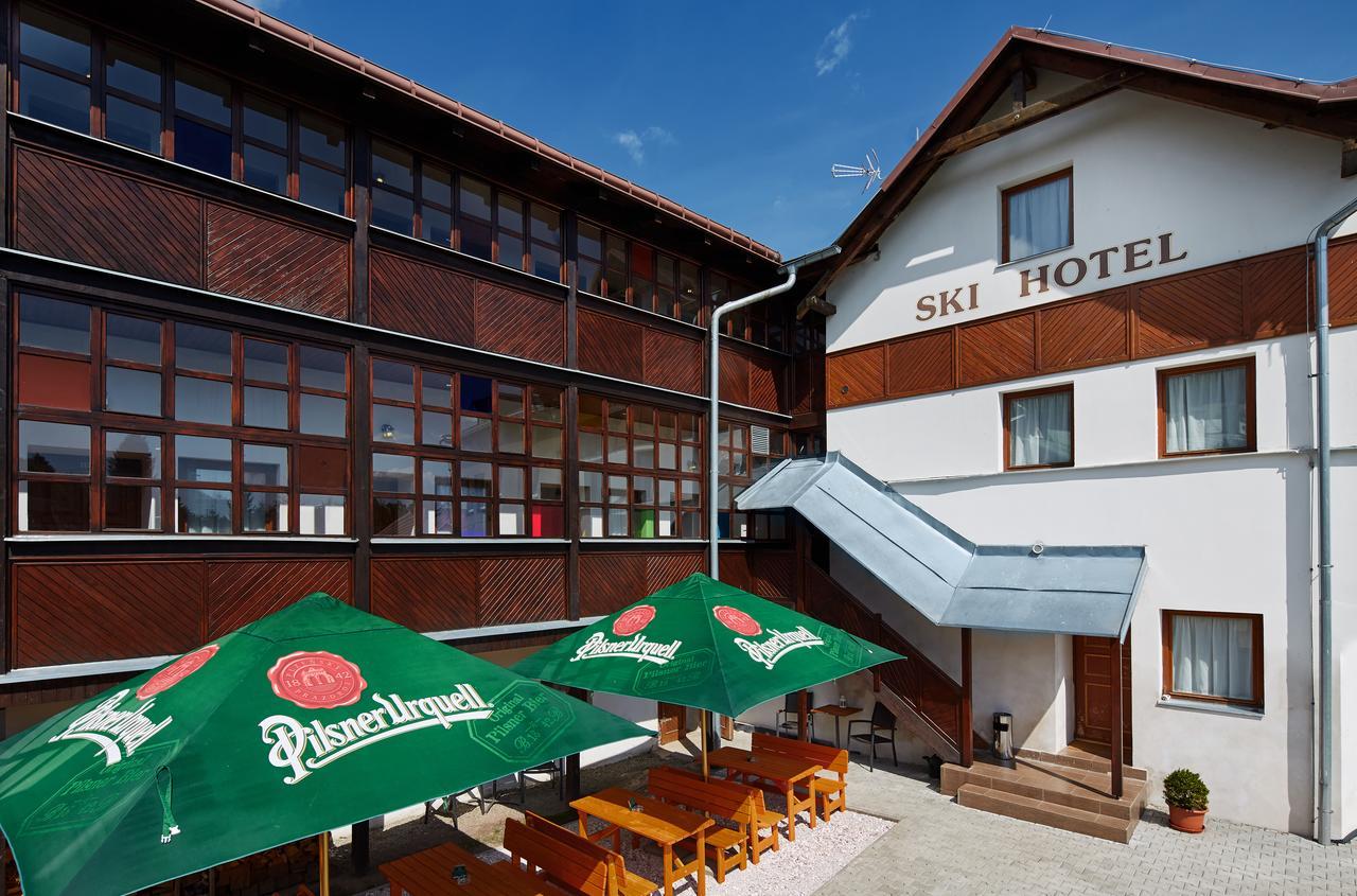 Ski Hotel Svoboda nad Úpou Екстериор снимка